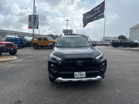 Used 2024 Toyota RAV4 Adventure AWD/4WD image 8