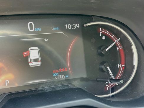 Used 2023 Toyota RAV4 LE AWD/4WD image 8