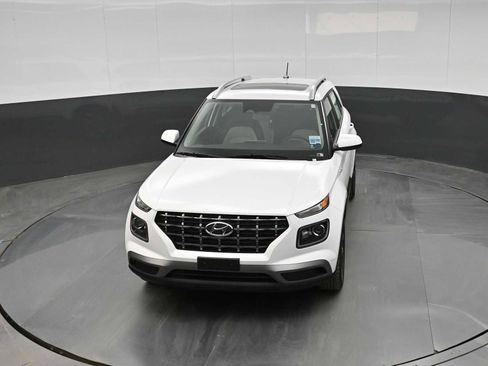 New 2026 Hyundai Venue SEL FWD image 26