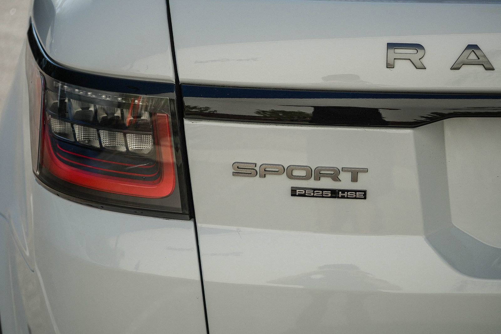 Certified 2022 Land Rover Range Rover Sport HSE Dynamic AWD/4WD image 8