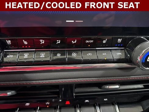 Used 2023 Chevrolet Colorado Z71 w/ Z71 Convenience Package 2 image 4