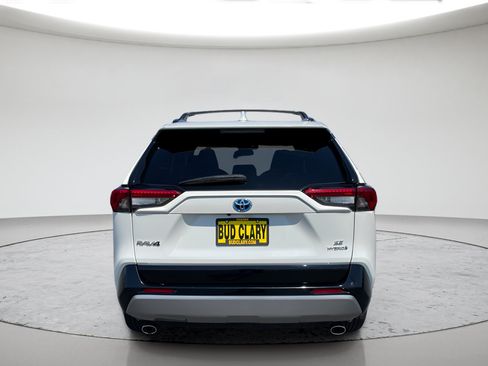 Certified 2022 Toyota RAV4 SE w/ Convenience Package AWD/4WD image 4