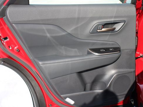 Used 2025 Toyota Crown Signia image 13