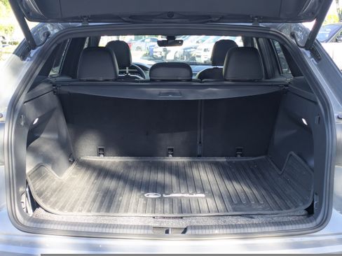 Used 2024 Volkswagen Atlas Cross Sport SE w/ Panoramic Sunroof Package image 13