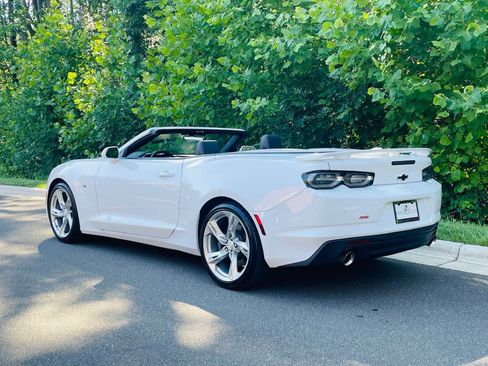 Used 2022 Chevrolet Camaro SS RWD image 61