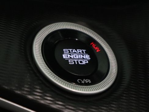 Used 2023 Jeep Grand Cherokee Laredo w/ Luxury Tech Group I image 31