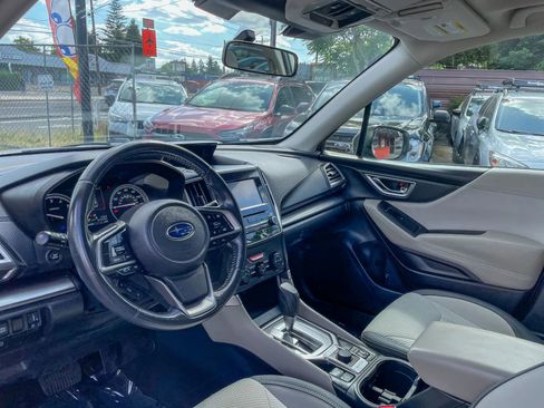 Used 2022 Subaru Forester Premium AWD/4WD image 12
