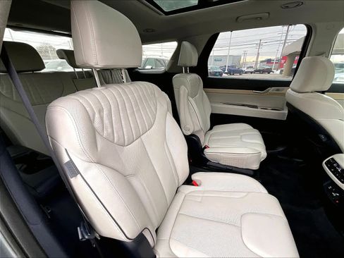 Used 2023 Hyundai Palisade Limited image 16