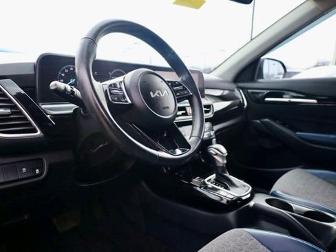 Used 2024 Kia Seltos S image 19