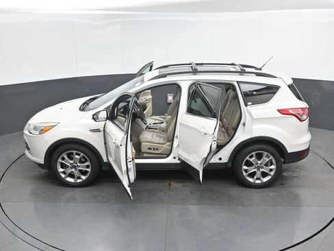 Used 2013 Ford Escape SEL FWD image 45