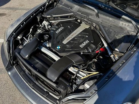 Used 2012 BMW X5 xDrive50i image 16