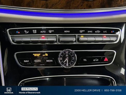 Used 2017 Mercedes-Benz E 300 4MATIC image 24