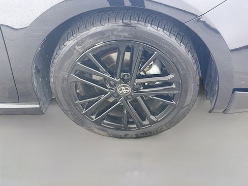 Used 2025 Toyota Camry SE image 27