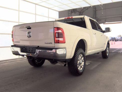 Used 2022 RAM 2500 Laramie AWD/4WD image 9