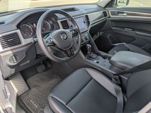Used 2019 Volkswagen Atlas SE image 25