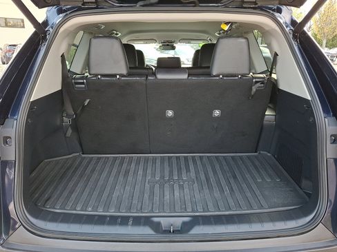 Used 2025 Toyota Grand Highlander AWD image 30