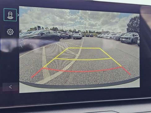 New 2025 Kia K4 LXS image 28