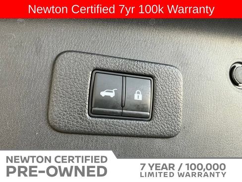 Used 2023 Nissan Armada SL w/ Captain's Chairs Package RWD image 27