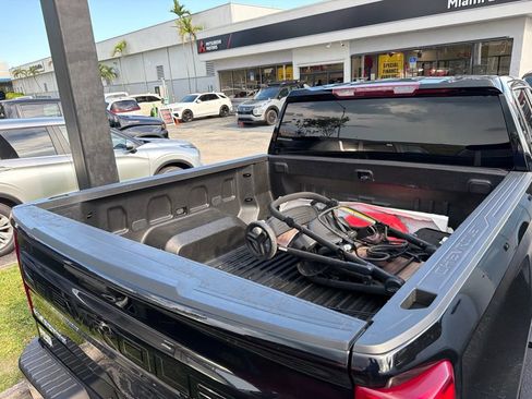 Used 2024 Chevrolet Silverado 1500 Custom RWD image 4