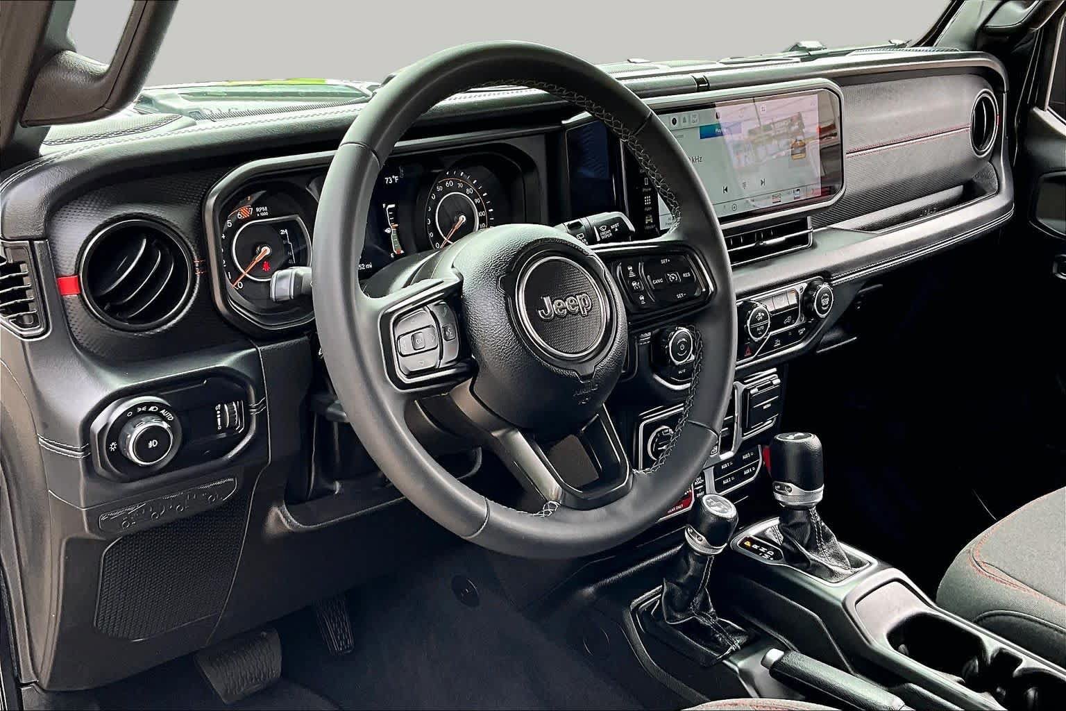 Used 2026 Jeep Wrangler Unlimited Rubicon AWD/4WD image 17