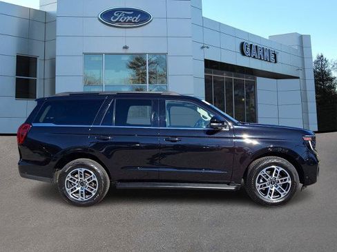 Certified 2025 Ford Expedition Active AWD/4WD image 7