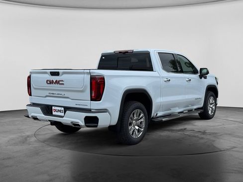 New 2026 GMC Sierra 1500 Denali w/ Technology Package AWD/4WD image 8