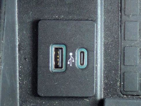 Used 2021 Ford Expedition Max XLT image 15