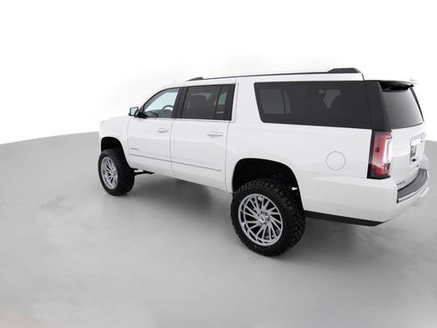 Used 2020 GMC Yukon XL Denali w/ Open Road Package AWD/4WD image 7