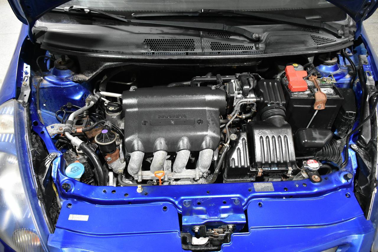 Used 2007 Honda Fit Sport image 29