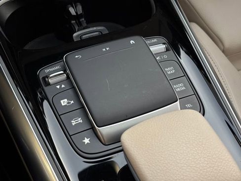 Certified 2023 Mercedes-Benz GLA 250 4MATIC image 40