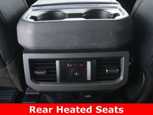 Used 2023 Ford F250 Lariat w/ Lariat Ultimate Package AWD/4WD image 28