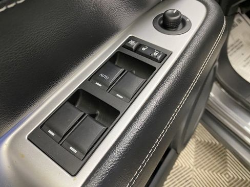 Used 2017 Jeep Compass High Altitude image 22