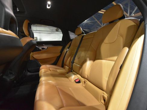 Used 2017 Volvo S90 T6 Momentum w/ Vision Package image 43