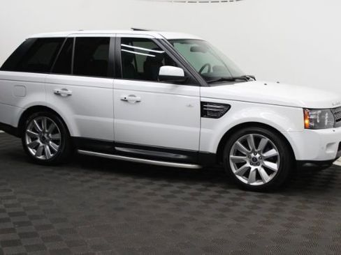 Used 2013 Land Rover Range Rover Sport HSE LUX image 3