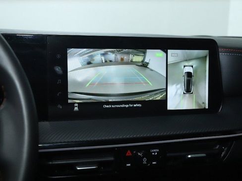 Certified 2025 Nissan Kicks SR w/ SR Premium Package image 32