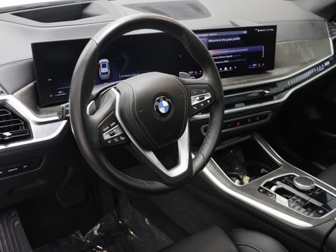 Used 2026 BMW X5 xDrive40i AWD/4WD image 6