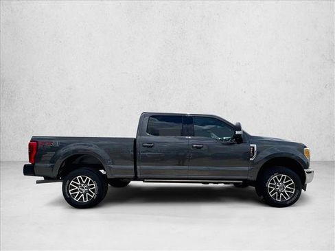 Used 2017 Ford F250 Lariat w/ Lariat Ultimate Package AWD/4WD image 5