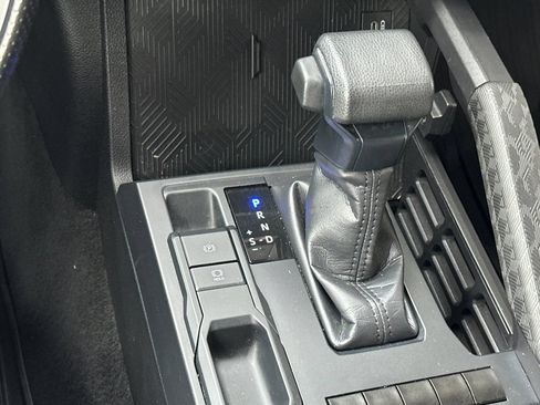 Used 2024 Toyota Tacoma SR RWD image 21