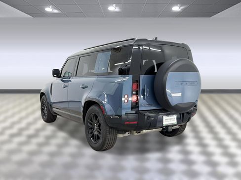 Used 2023 Land Rover Defender 110 X-Dynamic SE AWD/4WD image 3