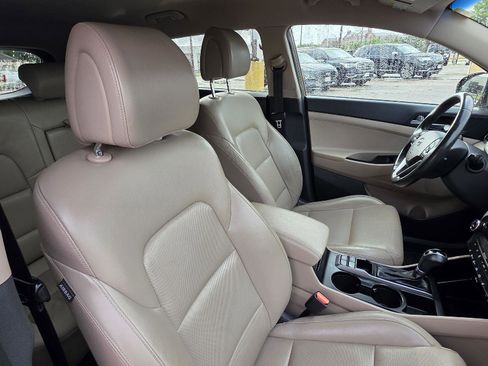 Used 2016 Hyundai Tucson Limited FWD image 25