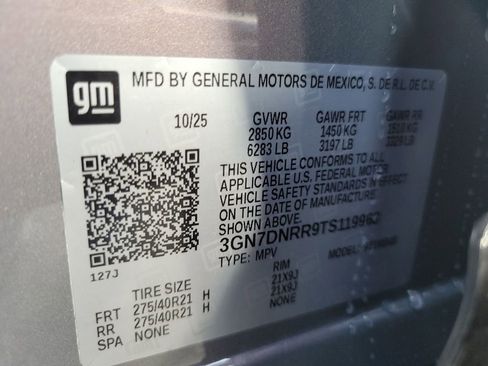 New 2026 Chevrolet Equinox EV LT image 33