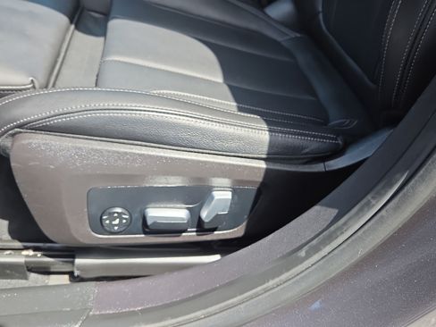 Used 2022 BMW 330i Sedan w/ Driving Assistance Package RWD image 10
