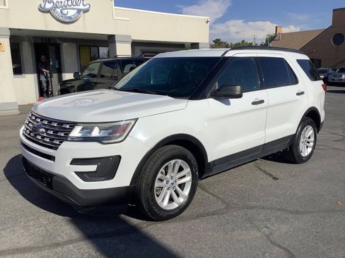 Used 2017 Ford Explorer 4WD image 1