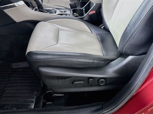 Used 2024 Subaru Forester Limited AWD/4WD image 23