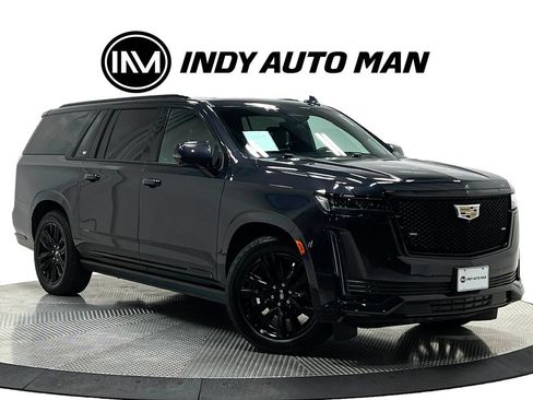 Used 2022 Cadillac Escalade ESV Sport Platinum AWD/4WD image 2
