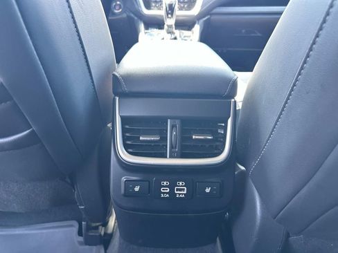 Used 2023 Subaru Outback Touring XT AWD/4WD image 14