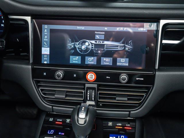 Used 2026 Porsche Macan AWD/4WD image 25