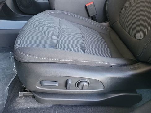 Used 2027 Chevrolet Bolt LT w/ Comfort Package image 16