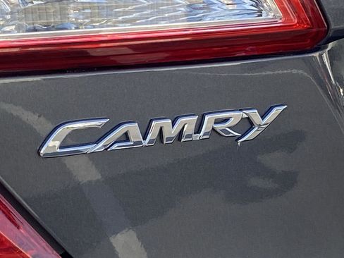 Used 2012 Toyota Camry LE image 33