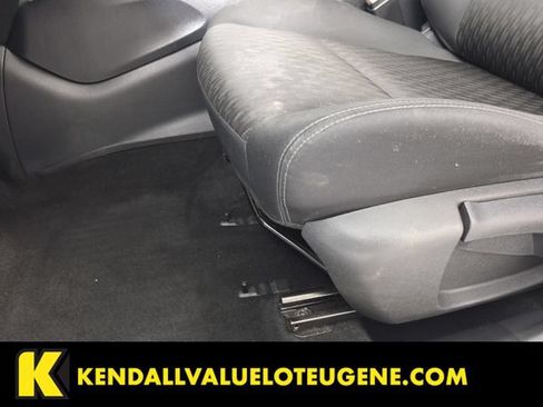 Used 2018 Nissan Rogue S AWD/4WD image 22